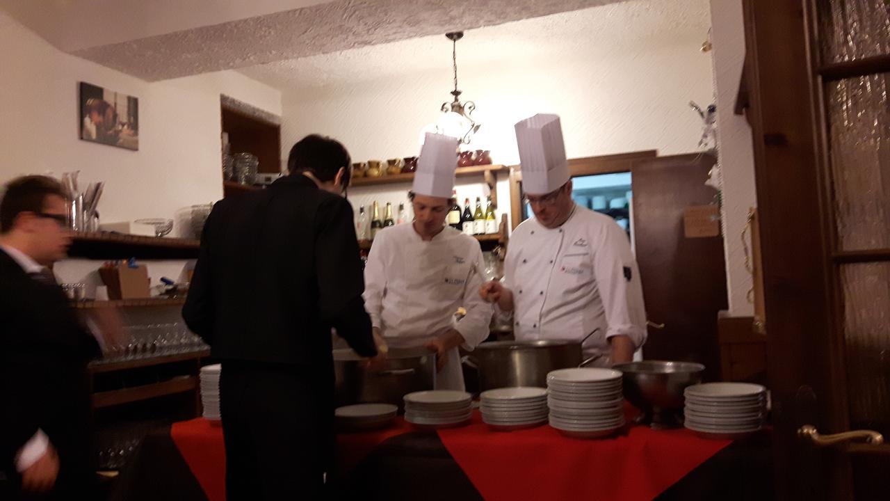 Casa Alpina De Filippi Hotel Macugnaga Luaran gambar